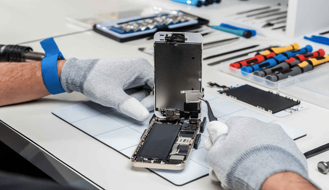 iPhone Screen Repair Near Me Edinburgh — Same-Day from £49